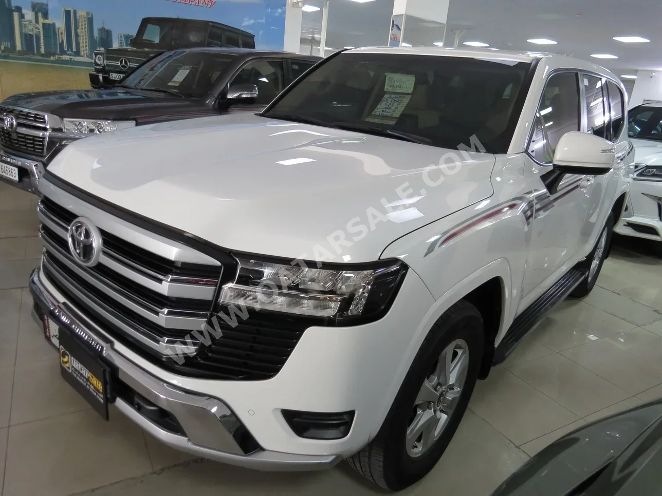 Toyota Land Cruiser GXR 2022 Automatic 111,000 Km 6 Cylinder Four Wheel Drive (4WD) SUV White
