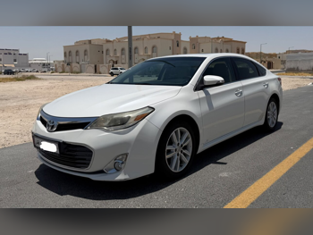 Toyota  Avalon  2013  Automatic  155,000 Km  4 Cylinder  Front Wheel Drive (FWD)  Sedan  White