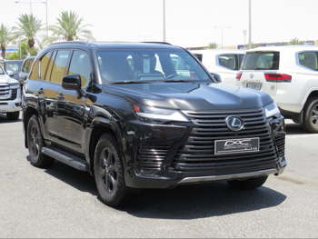 Lexus  LX  600 Overtrail  2025  Automatic  38,000 Km  6 Cylinder  Four Wheel Drive (4WD)  SUV  Black  With Warranty