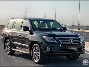 Lexus LX 570 2014 Automatic 120,000 Km 8 Cylinder Four Wheel Drive (4WD) SUV Black