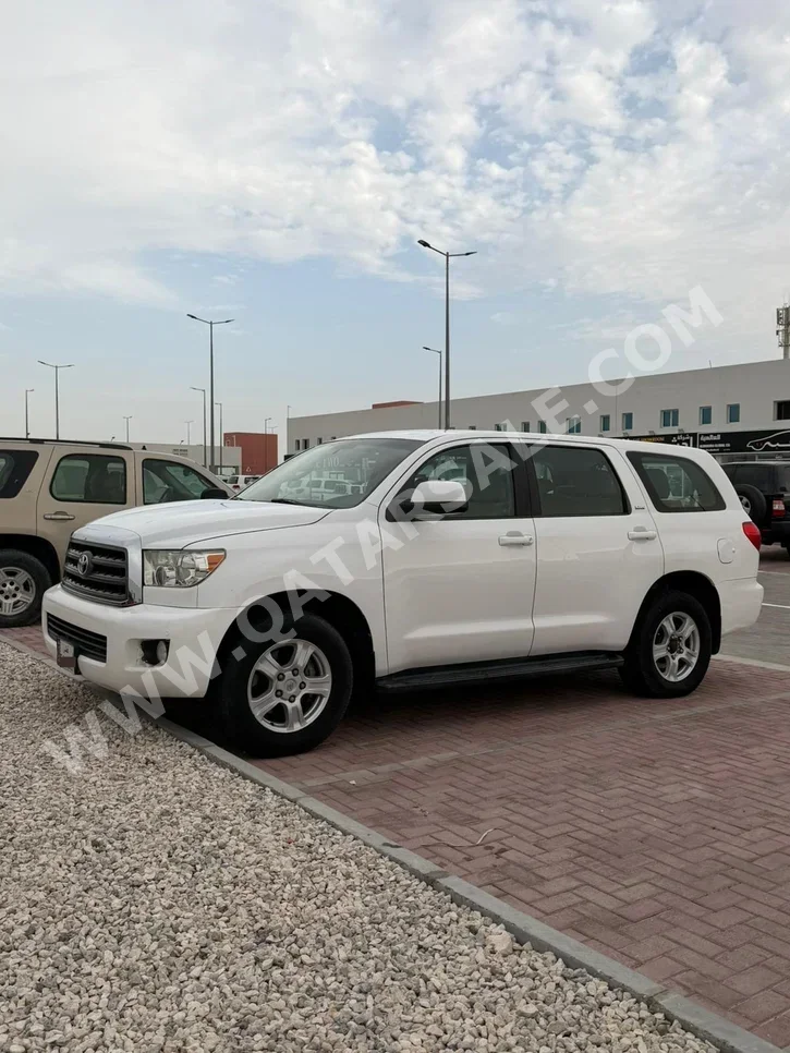 تويوتا سكويا اس ار 5 2012 اوتوماتيك 400,000 كم 8 سلندر دفع رباعي اس يو في أبيض