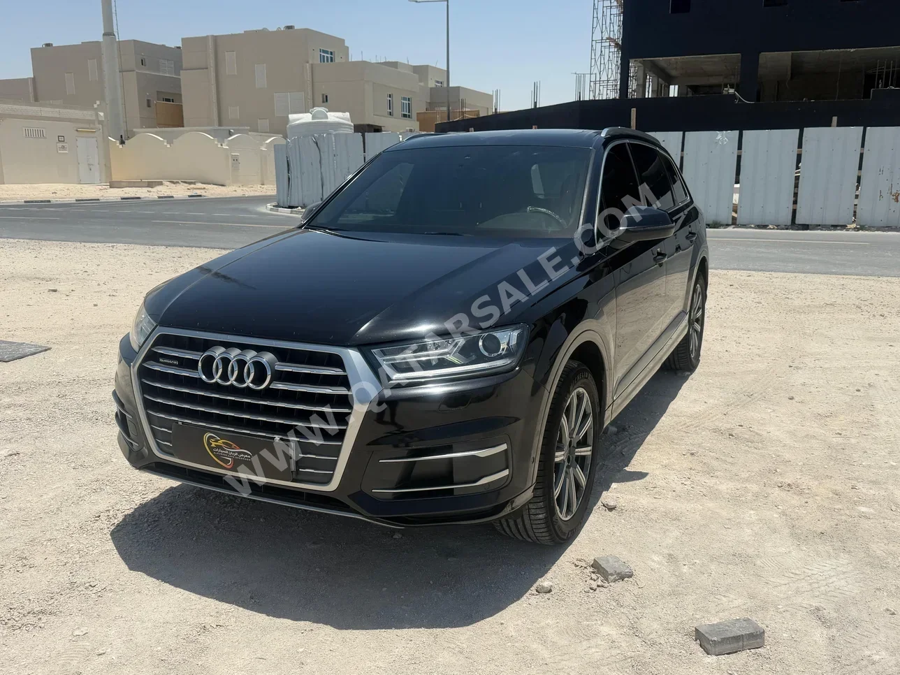اودي كيو 7 2018 اوتوماتيك 193,000 كم 6 سلندر دفع رباعي اس يو في أسود