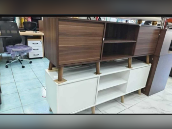 طاولة تلفاز - لايف ستايل - أبيض