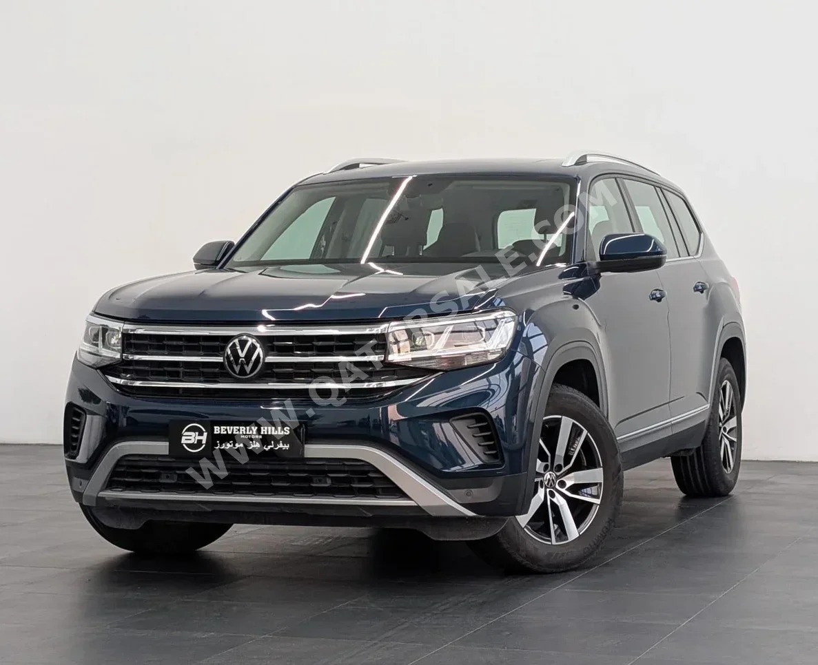 Volkswagen  Teramont  Comfortline  2022  Automatic  101,000 Km  6 Cylinder  All Wheel Drive (AWD)  SUV  Blue