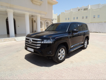 Toyota  Land Cruiser  GXR Twin Turbo  2024  Automatic  86,000 Km  6 Cylinder  Four Wheel Drive (4WD)  SUV  Black  With Warranty
