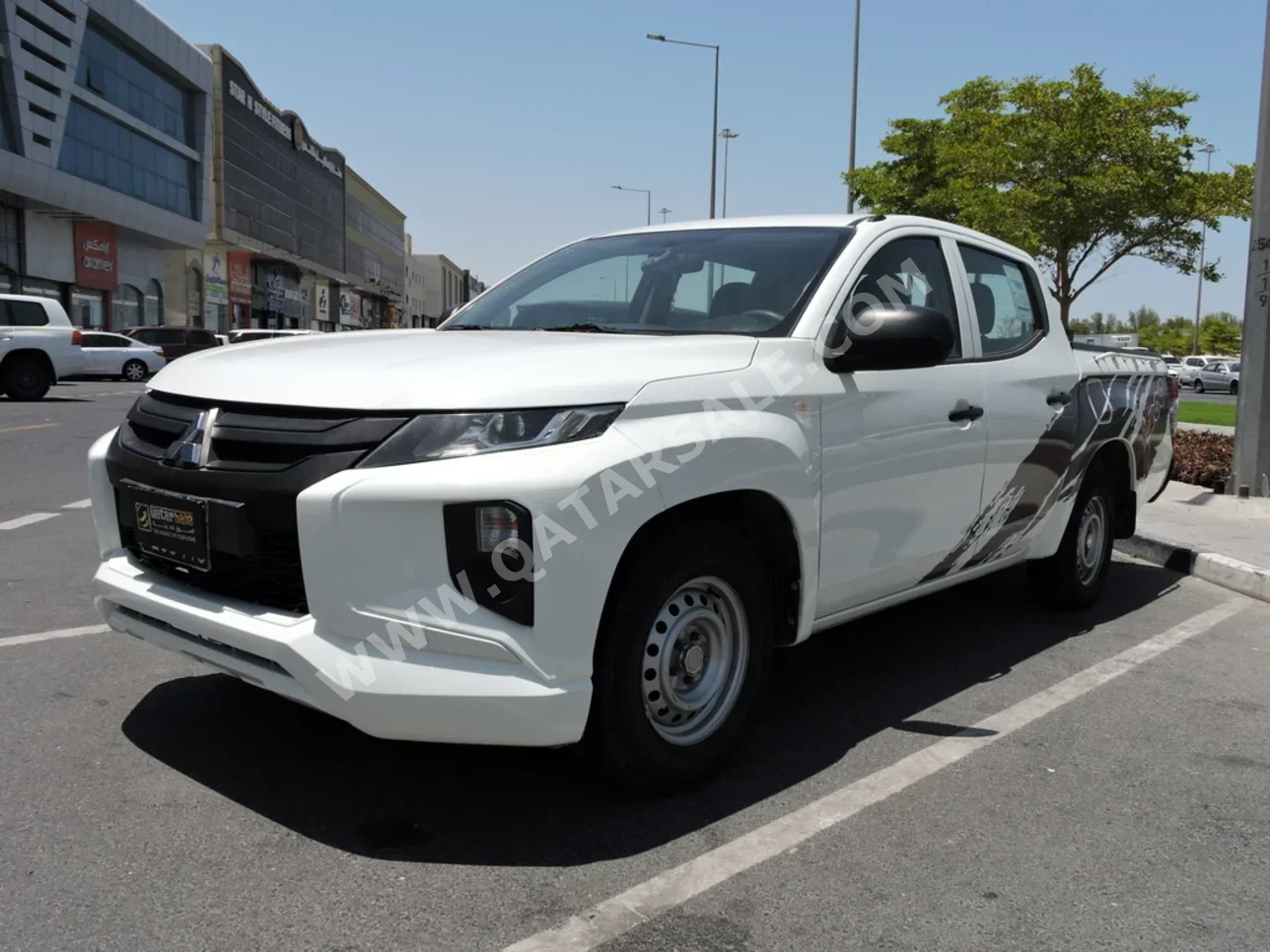 Mitsubishi L 200 2023 Manual 298,000 Km 4 Cylinder Rear Wheel Drive (RWD) Pick Up White