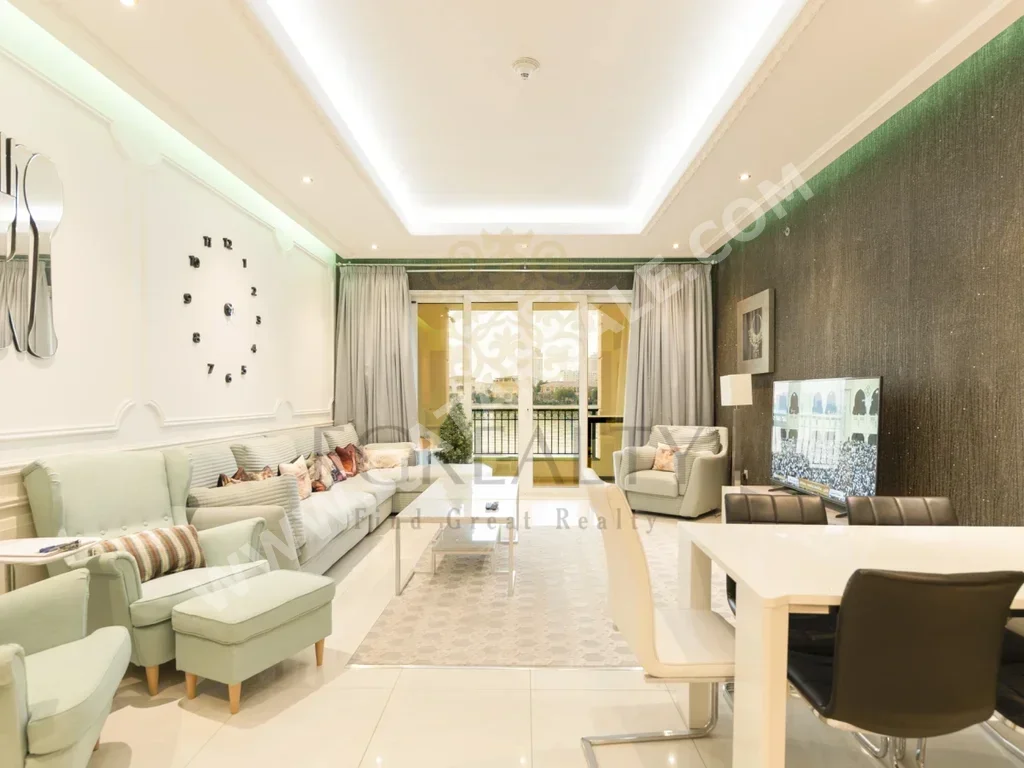 Townhouse - Fully Furnished - Doha - The Pearl - 2 Bedrooms