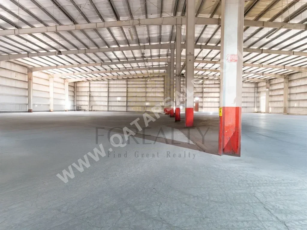 Warehouses & Stores - Al Rayyan - Industrial Area -Area Size: 6888 Square Meter