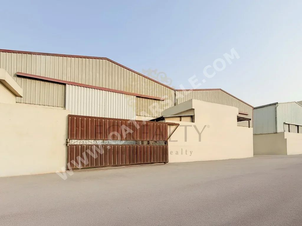 Warehouses & Stores - Al Rayyan - Industrial Area -Area Size: 280 Square Meter