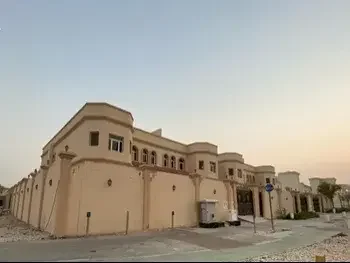 Service  - Not Furnished  - Al Rayyan  - Fereej Al Amir  - 6 Bedrooms