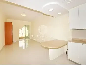 1 Bedrooms  Studio  For Sale  in Doha -  The Pearl  Semi Furnished