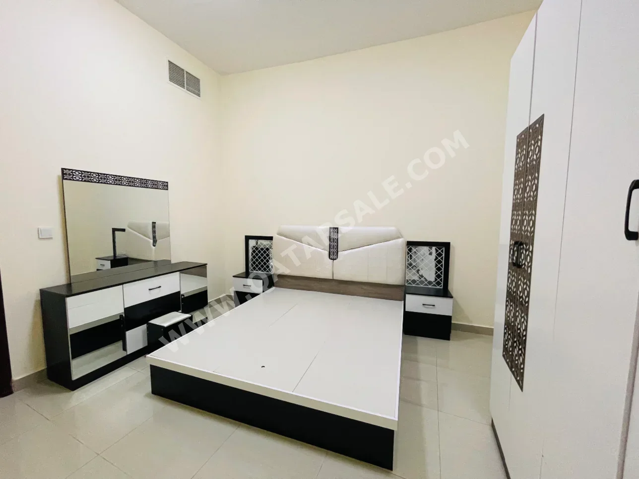 Bedroom Sets - 6 Pieces Set - White