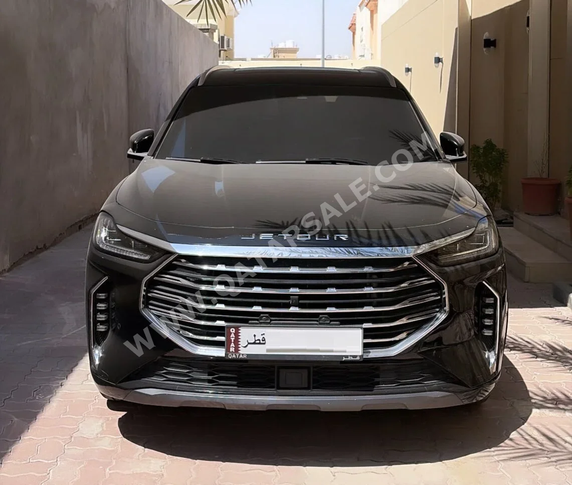 Jetour X70 Plus Luxury 2024 Automatic 35,000 Km 4 Cylinder All Wheel Drive (AWD) SUV Black With Warranty