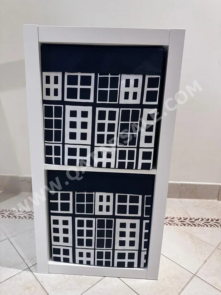 مكتبات و وحدات رفوف مكعب - ايكيا - أبيض - مع صناديق