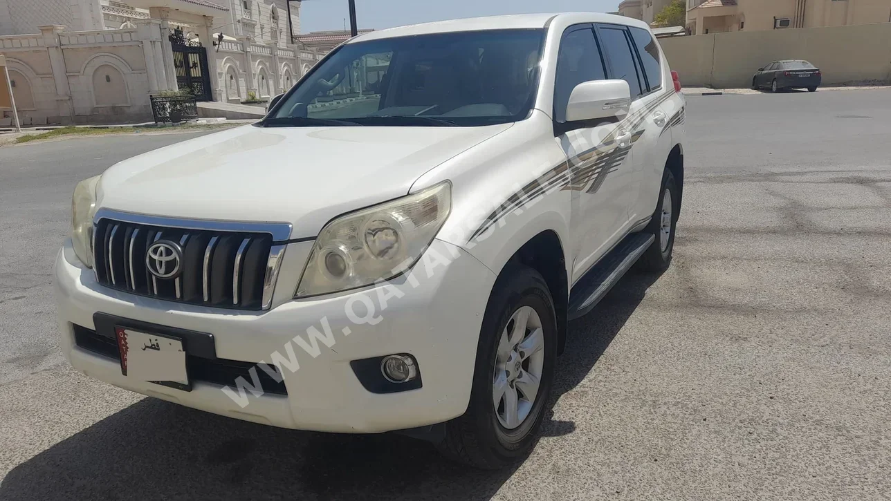 Toyota Prado TXL 2012 Automatic 277,000 Km 6 Cylinder Four Wheel Drive (4WD) SUV White