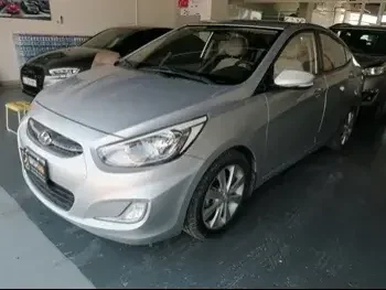 Hyundai  Accent  2016  Automatic  124,000 Km  4 Cylinder  Front Wheel Drive (FWD)  Sedan  Silver  With Warranty