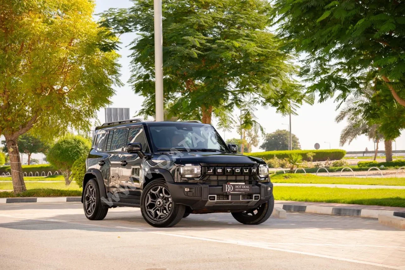 Jetour T2 Luxury 2026 Automatic 32,000 Km 4 Cylinder All Wheel Drive (AWD) SUV Black With Warranty