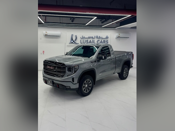 GMC Sierra AT4 2026 Automatic 2,000 Km 8 Cylinder Four Wheel Drive (4WD) Pick Up Gray With Warranty