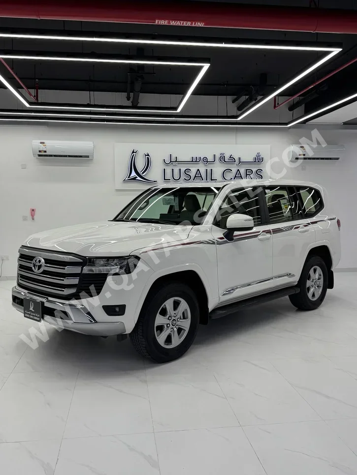 Toyota  Land Cruiser  GXR Twin Turbo  2025  Automatic  51,000 Km  6 Cylinder  Four Wheel Drive (4WD)  SUV  White  With Warranty