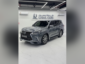 Lexus LX 570 2016 Automatic 284,000 Km 8 Cylinder Four Wheel Drive (4WD) SUV Gray