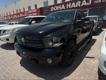 دودج رام 1500 2017 اوتوماتيك 159,000 كم 8 سلندر دفع رباعي بيكب أسود