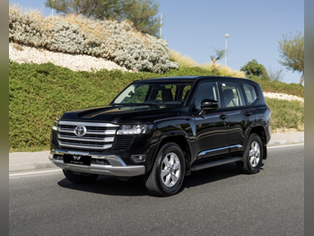 Toyota  Land Cruiser  GXR  2025  Automatic  27,000 Km  6 Cylinder  Four Wheel Drive (4WD)  SUV  Black  With Warranty
