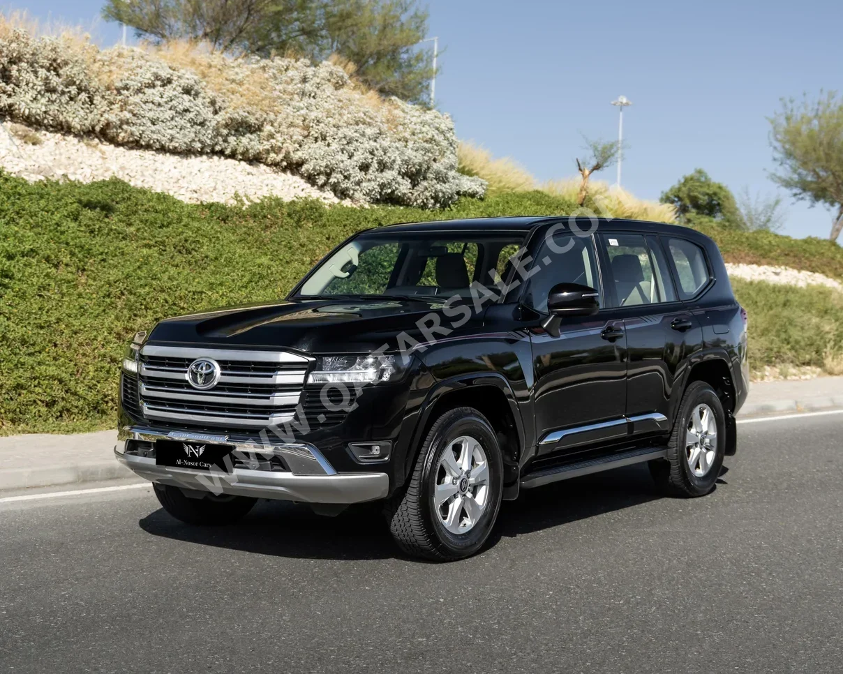 Toyota  Land Cruiser  GXR  2025  Automatic  27,000 Km  6 Cylinder  Four Wheel Drive (4WD)  SUV  Black  With Warranty