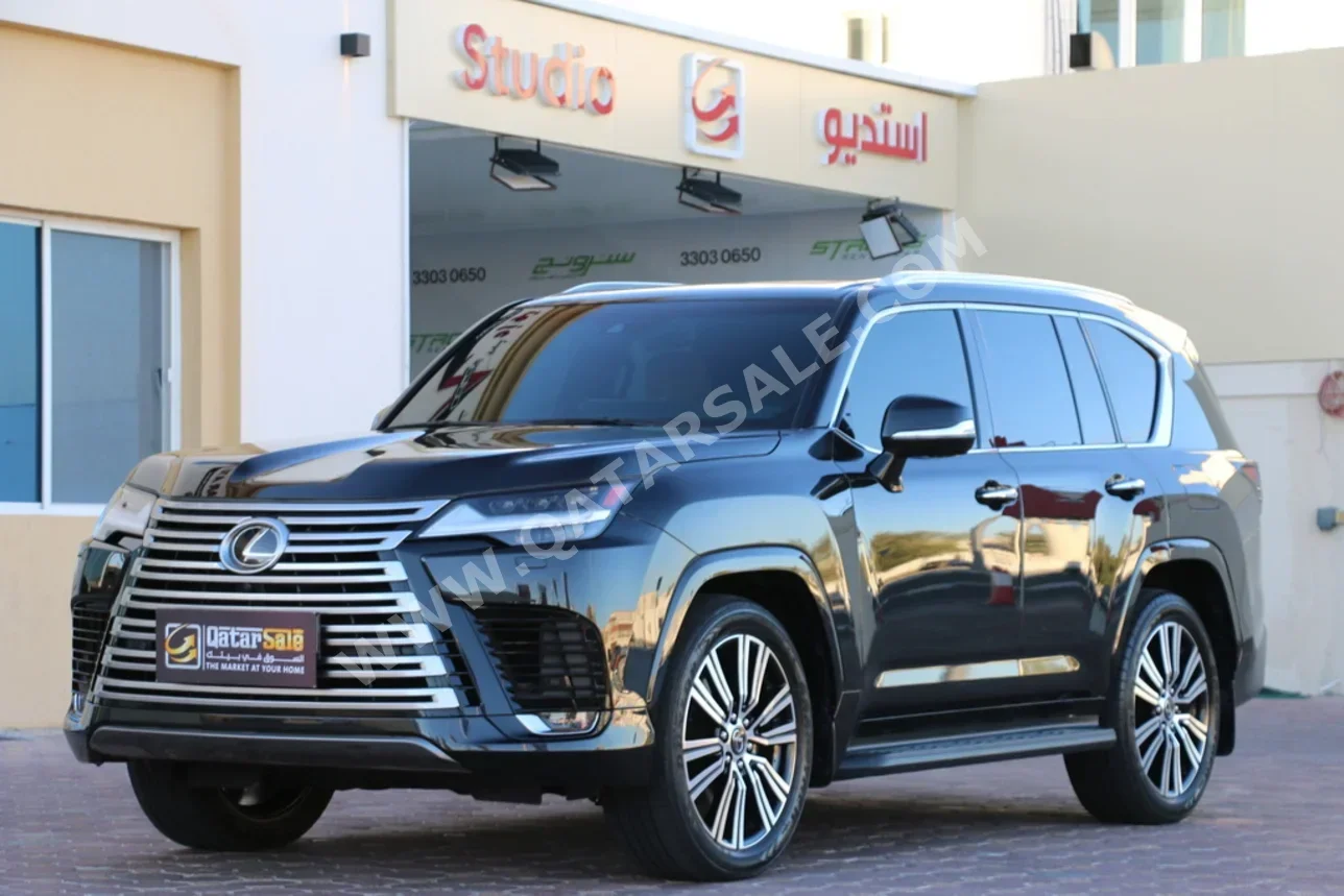 Lexus  LX  600 Luxury  2024  Automatic  43,000 Km  6 Cylinder  Four Wheel Drive (4WD)  SUV  Black  With Warranty