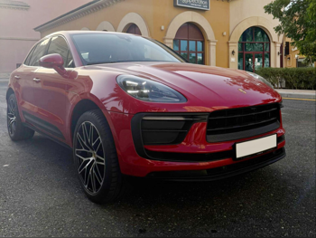 Porsche  Macan  2023  Automatic  4,800 Km  4 Cylinder  Four Wheel Drive (4WD)  SUV  Red  With Warranty