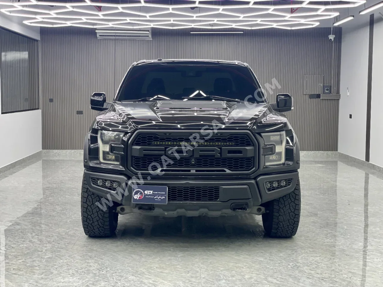 Ford Raptor 2018 Automatic 190,000 Km 8 Cylinder Four Wheel Drive (4WD) Pick Up Black