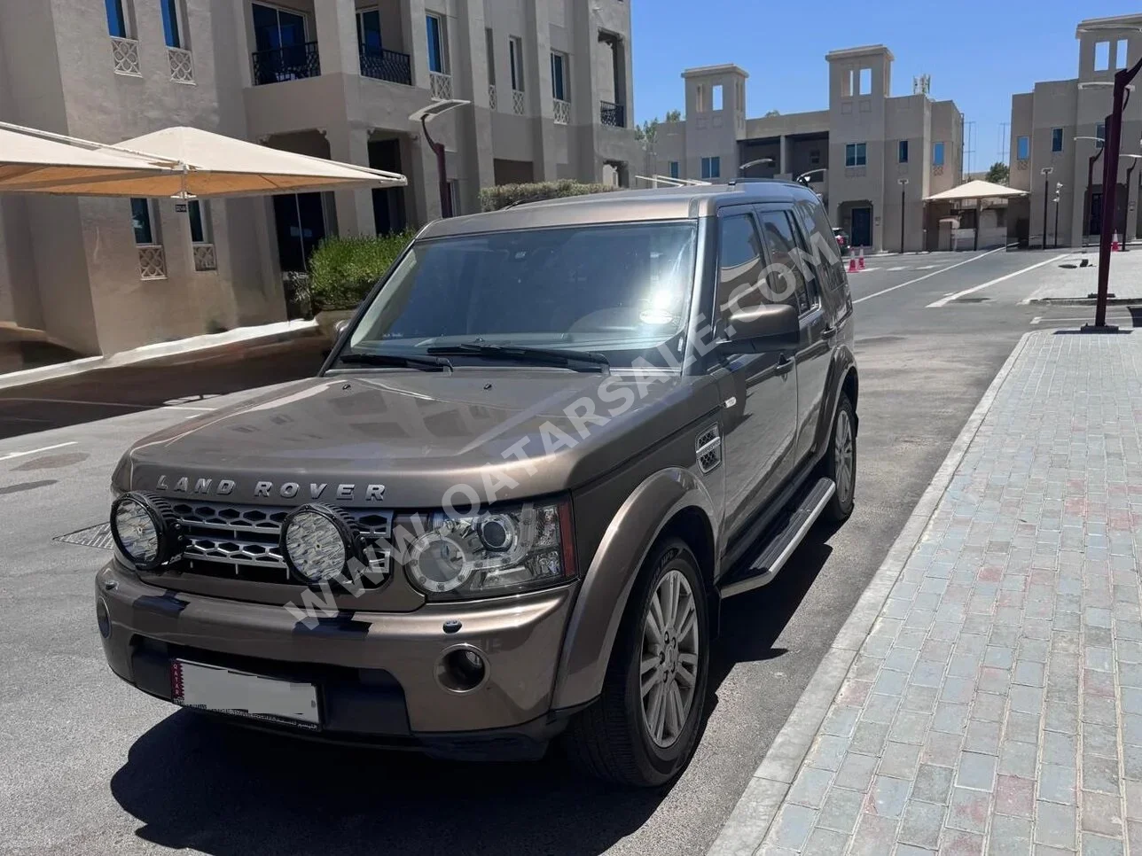 Land Rover  LR4  SE  2012  Automatic  155,000 Km  8 Cylinder  Four Wheel Drive (4WD)  SUV  Brown