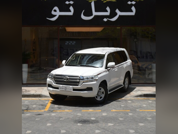 Toyota  Land Cruiser  GXR  2020  Automatic  190,300 Km  6 Cylinder  Four Wheel Drive (4WD)  SUV  White
