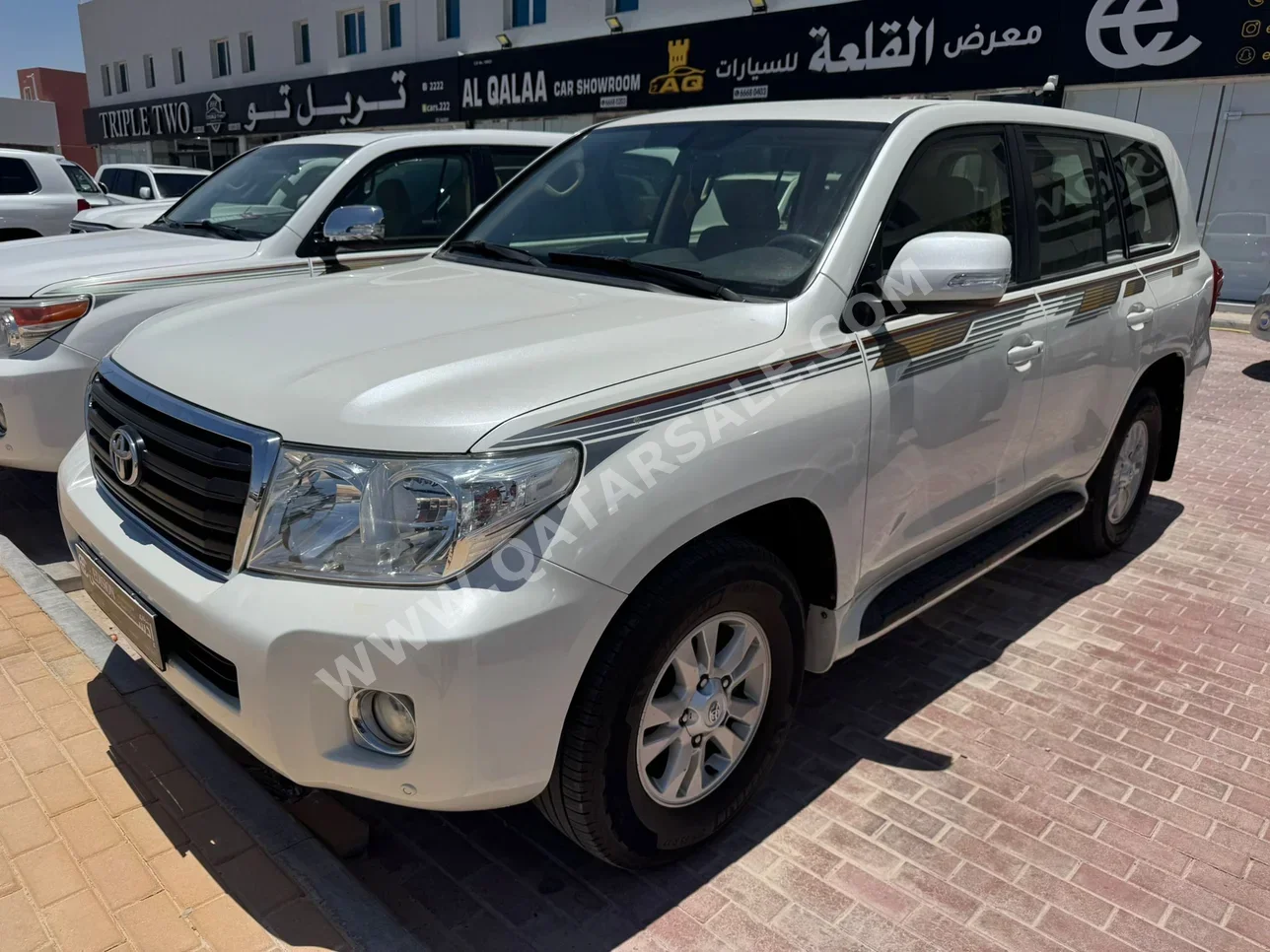 Toyota Land Cruiser G 2015 Automatic 342,000 Km 6 Cylinder Four Wheel Drive (4WD) SUV White