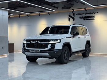 Toyota  Land Cruiser  GR Sport Twin Turbo  2023  Automatic  50,000 Km  6 Cylinder  Four Wheel Drive (4WD)  SUV  White  With Warranty