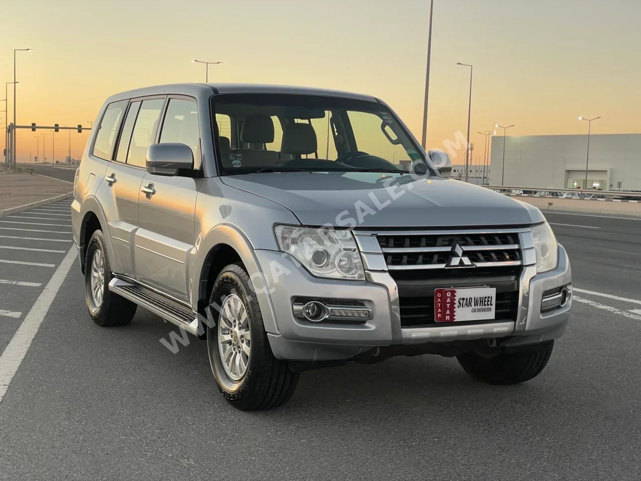 Mitsubishi Pajero GLS 2015 Automatic 134,000 Km 6 Cylinder Four Wheel Drive (4WD) SUV Silver