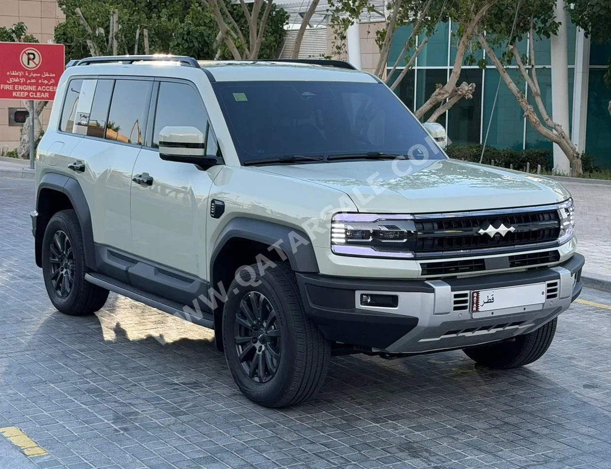 بي واي دي ليوبيرد 5 نافيقيتور 2025 اوتوماتيك 15,000 كم 4 سلندر دفع رباعي اس يو في اخضر فاتح تحت الضمان