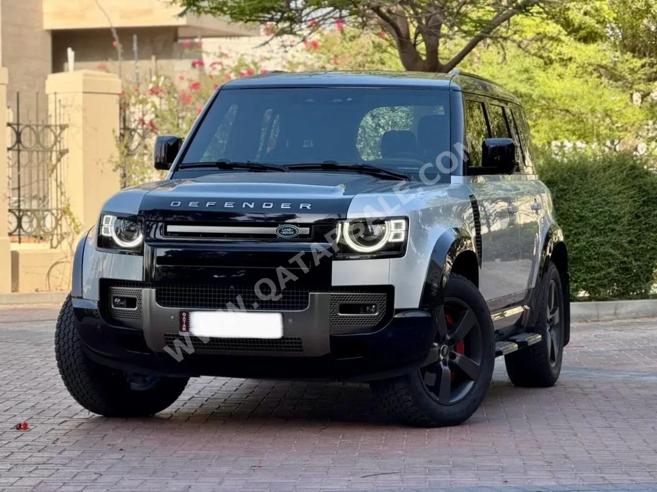 Land Rover Defender 110 X 2022 Automatic 67,000 Km 6 Cylinder Four Wheel Drive (4WD) SUV Silver With Warranty