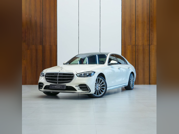 Mercedes-Benz  S-Class  580  2022  Automatic  48,000 Km  8 Cylinder  Rear Wheel Drive (RWD)  Sedan  White