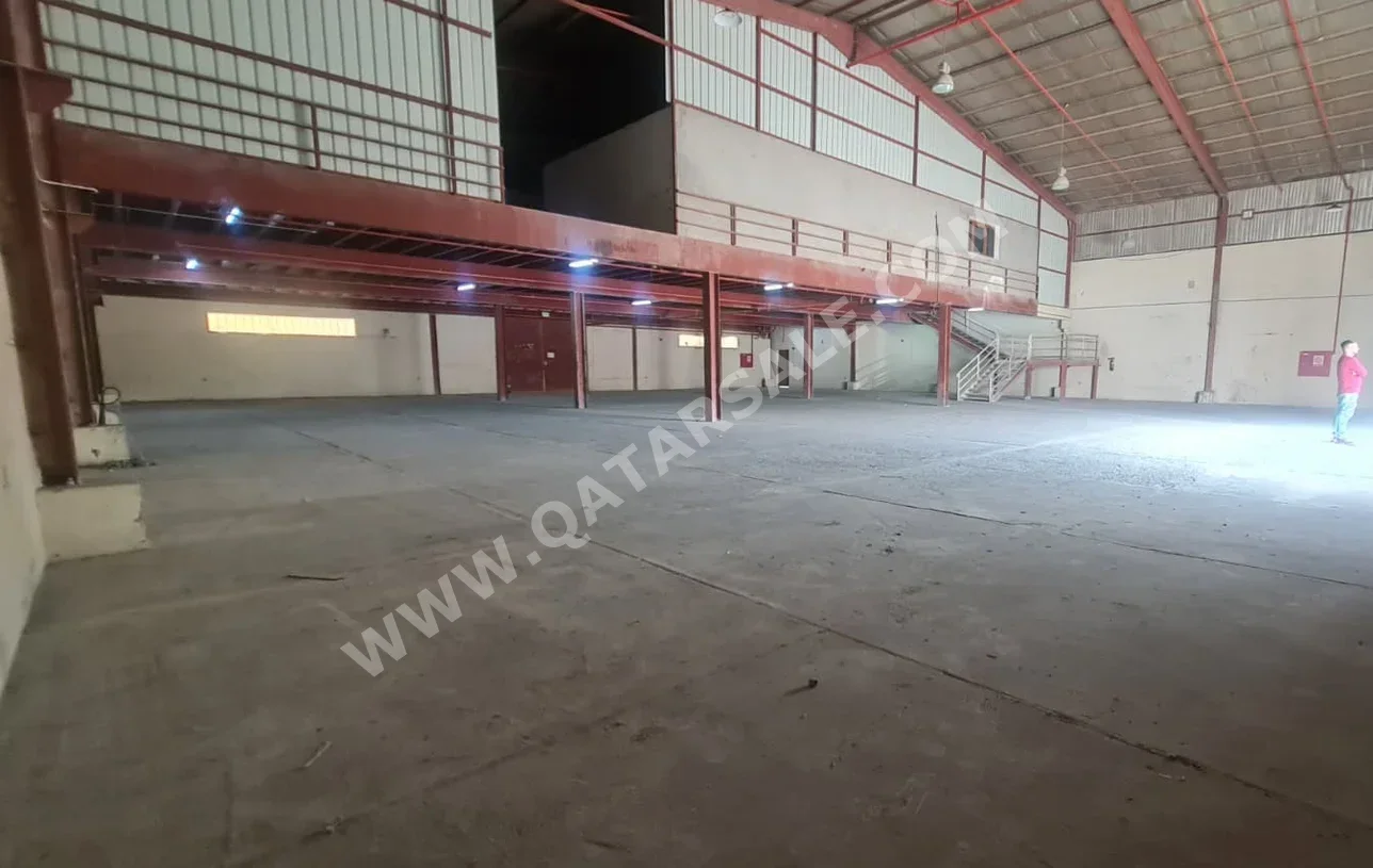 Warehouses & Stores - Al Rayyan - Industrial Area -Area Size: 3000 Square Meter