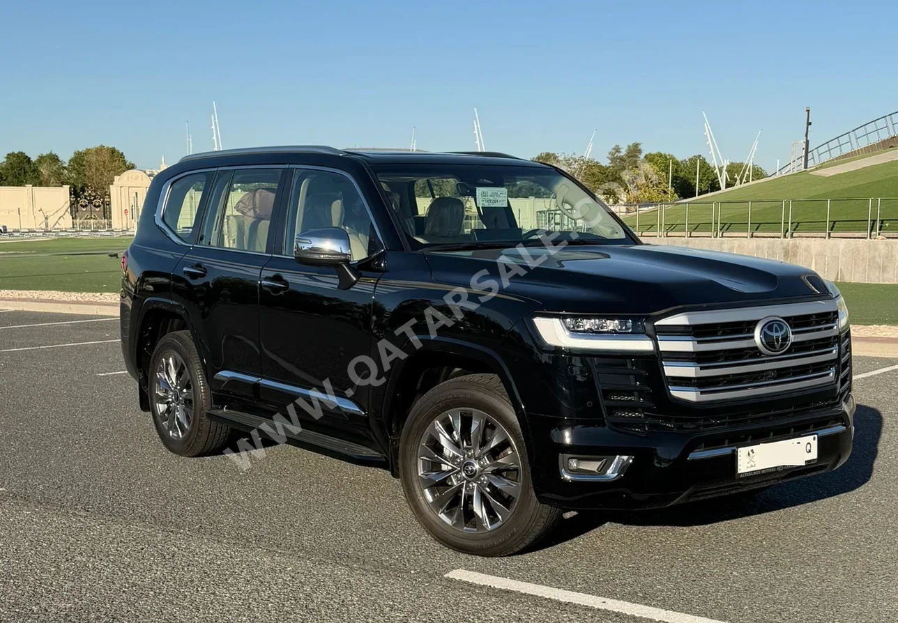Toyota  Land Cruiser  VXR Twin Turbo  2026  Automatic  800 Km  6 Cylinder  Four Wheel Drive (4WD)  SUV  Black  With Warranty