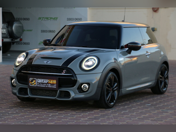 Mini Cooper S 2020 Automatic 45,000 Km 4 Cylinder Front Wheel Drive (FWD) Hatchback Gray