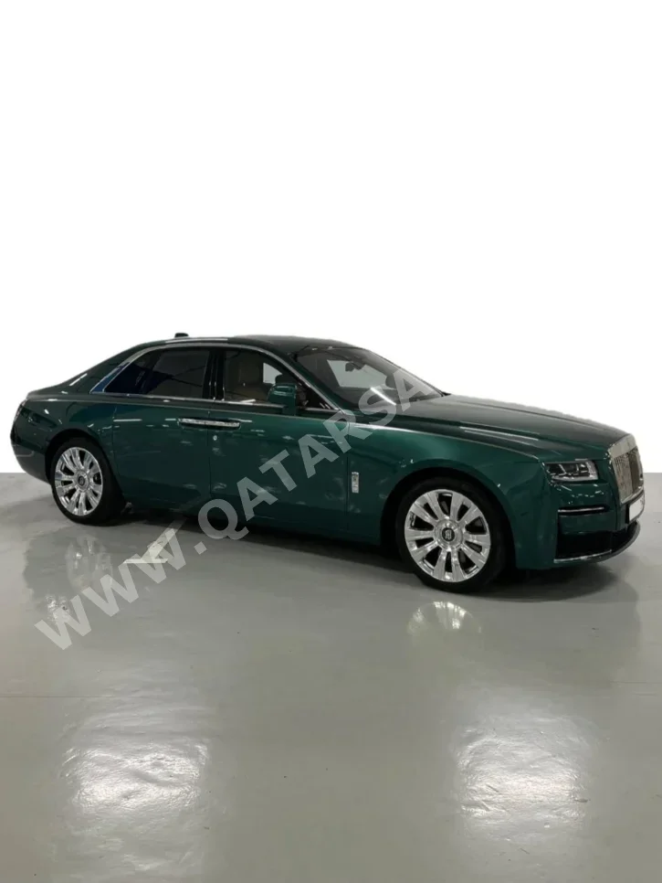 Rolls-Royce Ghost 2021 Automatic 29,000 Km 12 Cylinder All Wheel Drive (AWD) Sedan Green