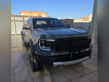 Ford Ranger Raptor 2024 Automatic 44,000 Km 6 Cylinder Four Wheel Drive (4WD) Pick Up Gray With Warranty