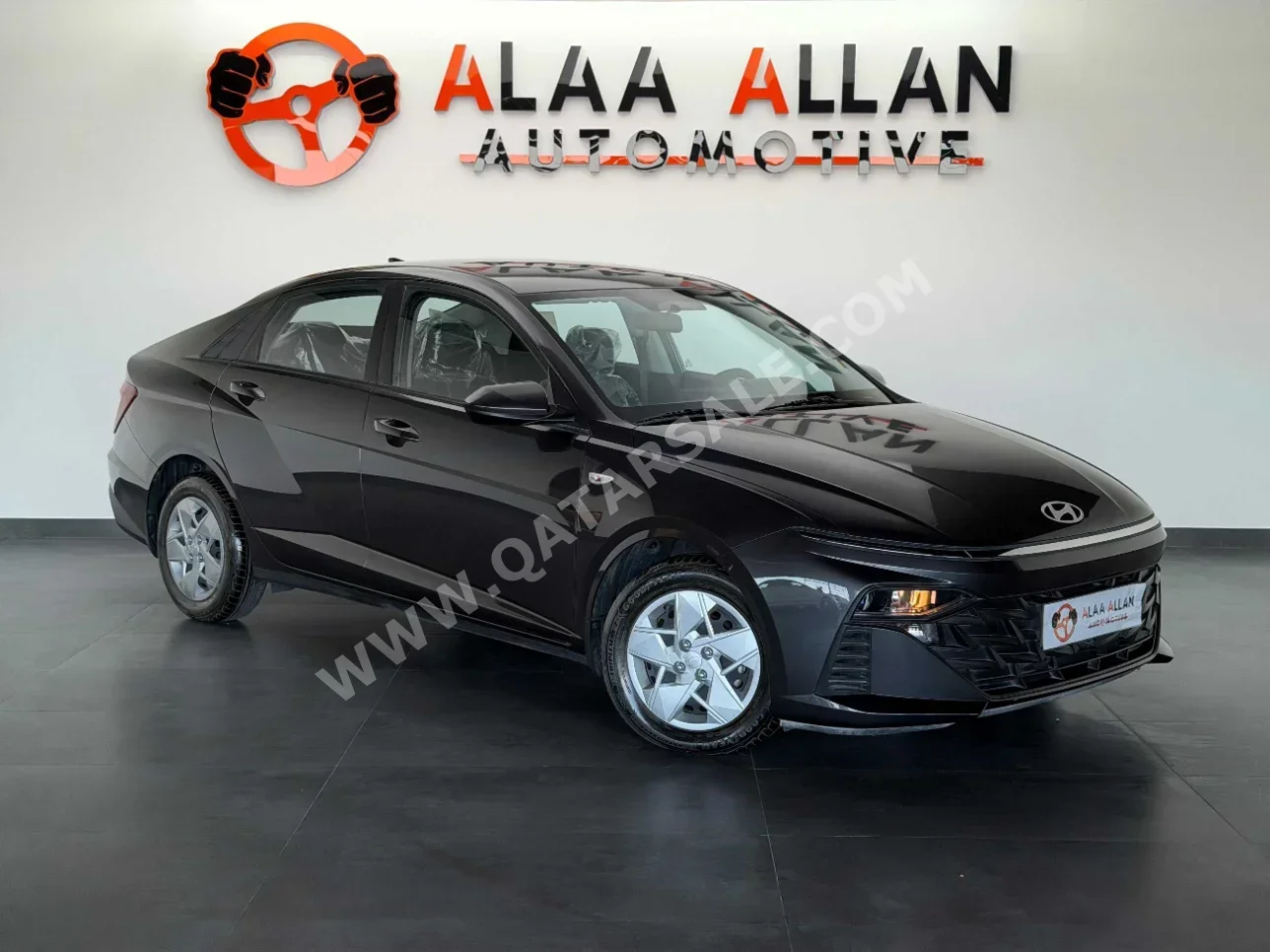 Hyundai  Accent  2024  Automatic  6,000 Km  4 Cylinder  Front Wheel Drive (FWD)  Sedan  Silver