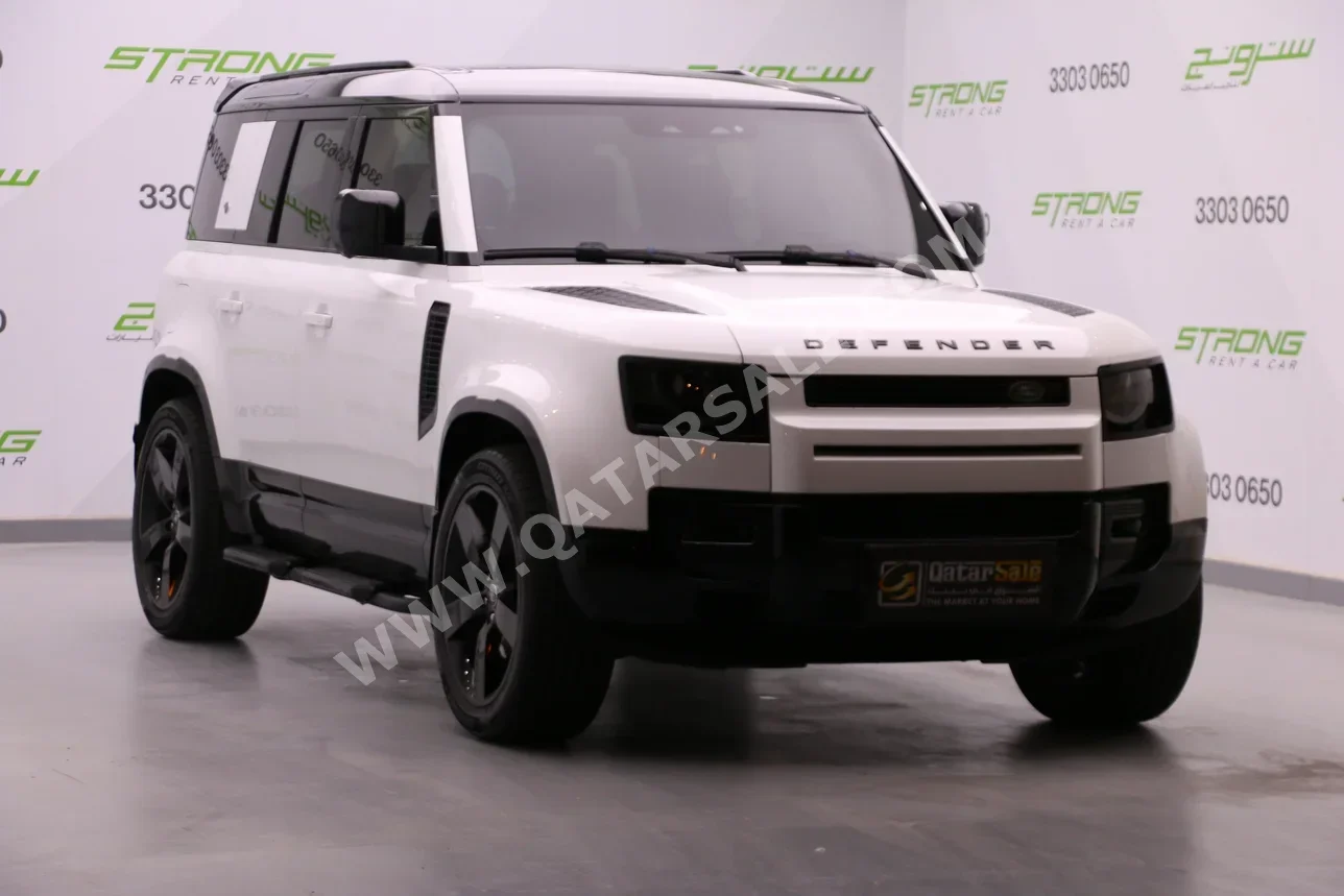 Land Rover Defender 110 HSE 2022 Automatic 127,000 Km 6 Cylinder Four Wheel Drive (4WD) SUV White