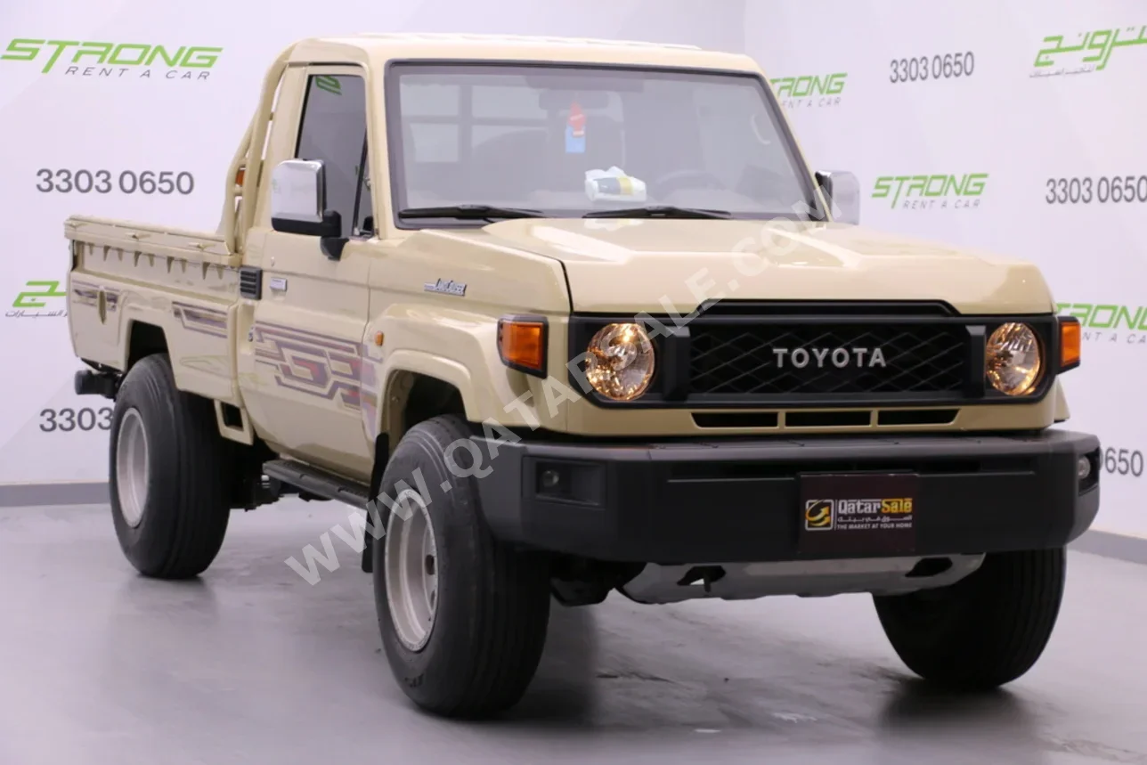 Toyota Land Cruiser LX 2024 Automatic 74,000 Km 6 Cylinder Four Wheel Drive (4WD) Pick Up Beige