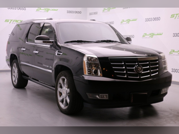 Cadillac  Escalade  2012  Automatic  92,000 Km  8 Cylinder  Four Wheel Drive (4WD)  SUV  Black
