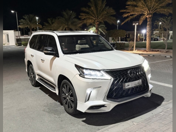 Lexus LX 570 S 2017 Automatic 309,178 Km 8 Cylinder Four Wheel Drive (4WD) SUV White