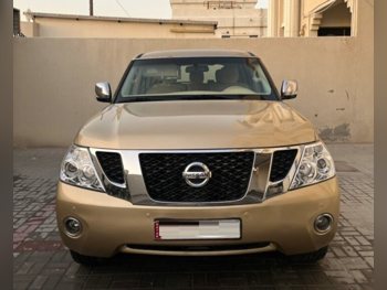 Nissan Patrol LE 2010 Automatic 258,000 Km 8 Cylinder Four Wheel Drive (4WD) SUV Beige