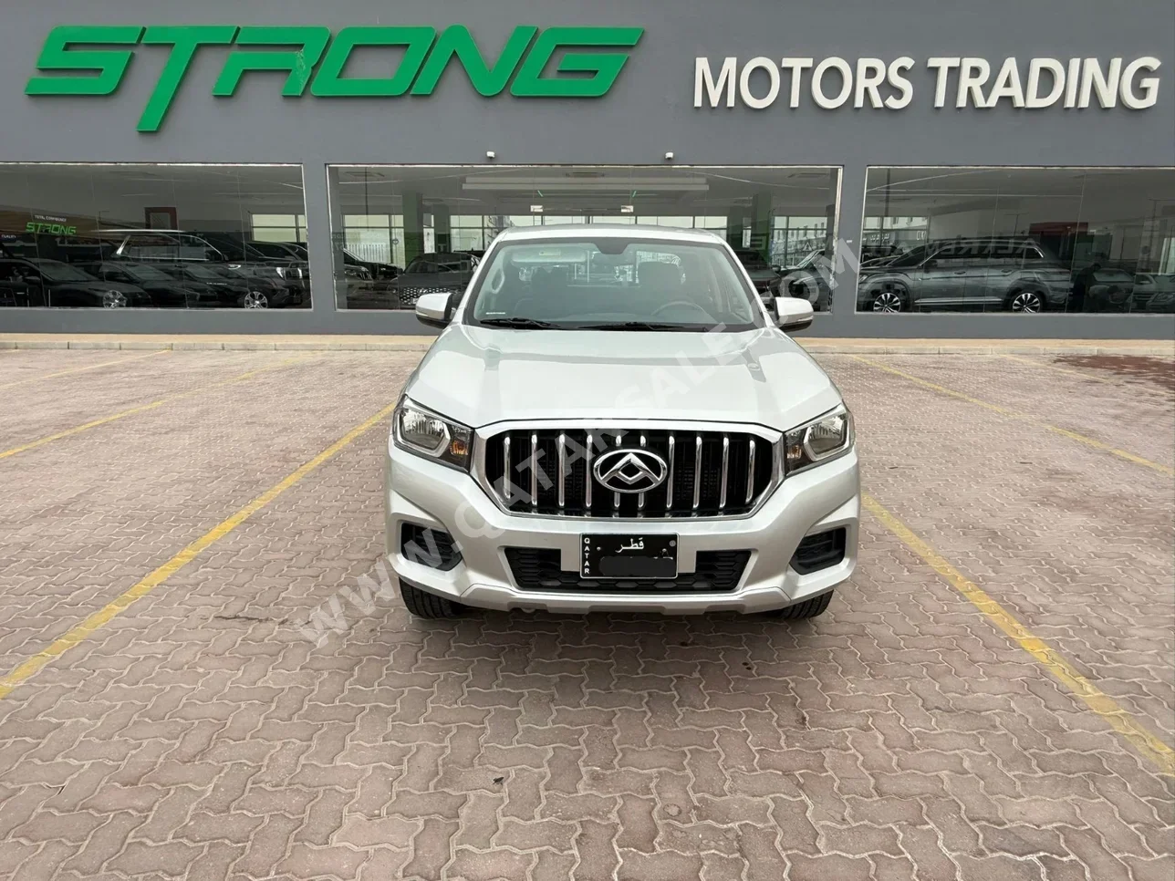 ماكسس تي60 2023 اوتوماتيك 110,000 كم 4 سلندر دفع خلفي بيكب فضي